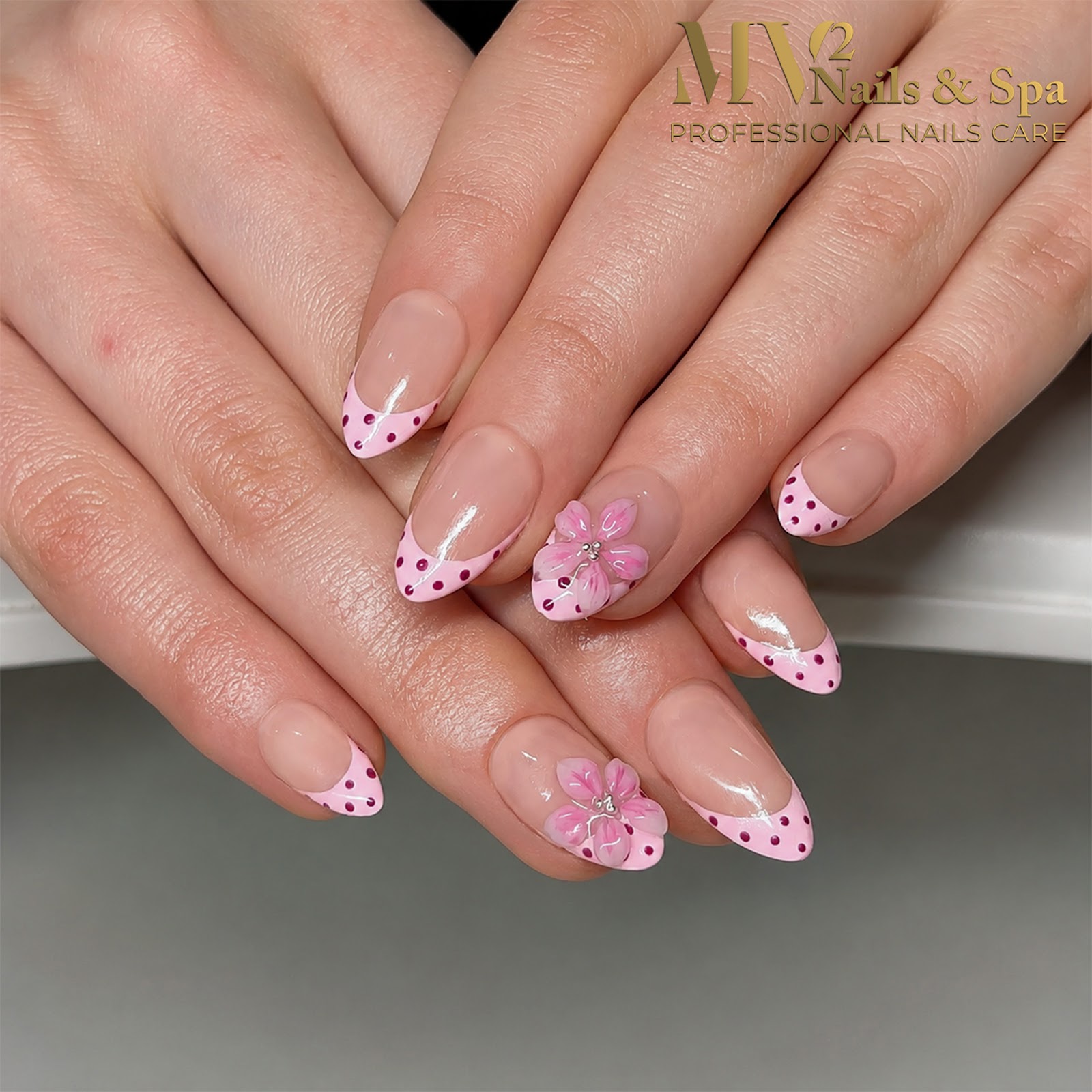 MV 2 Nails & Spa nail photo 3