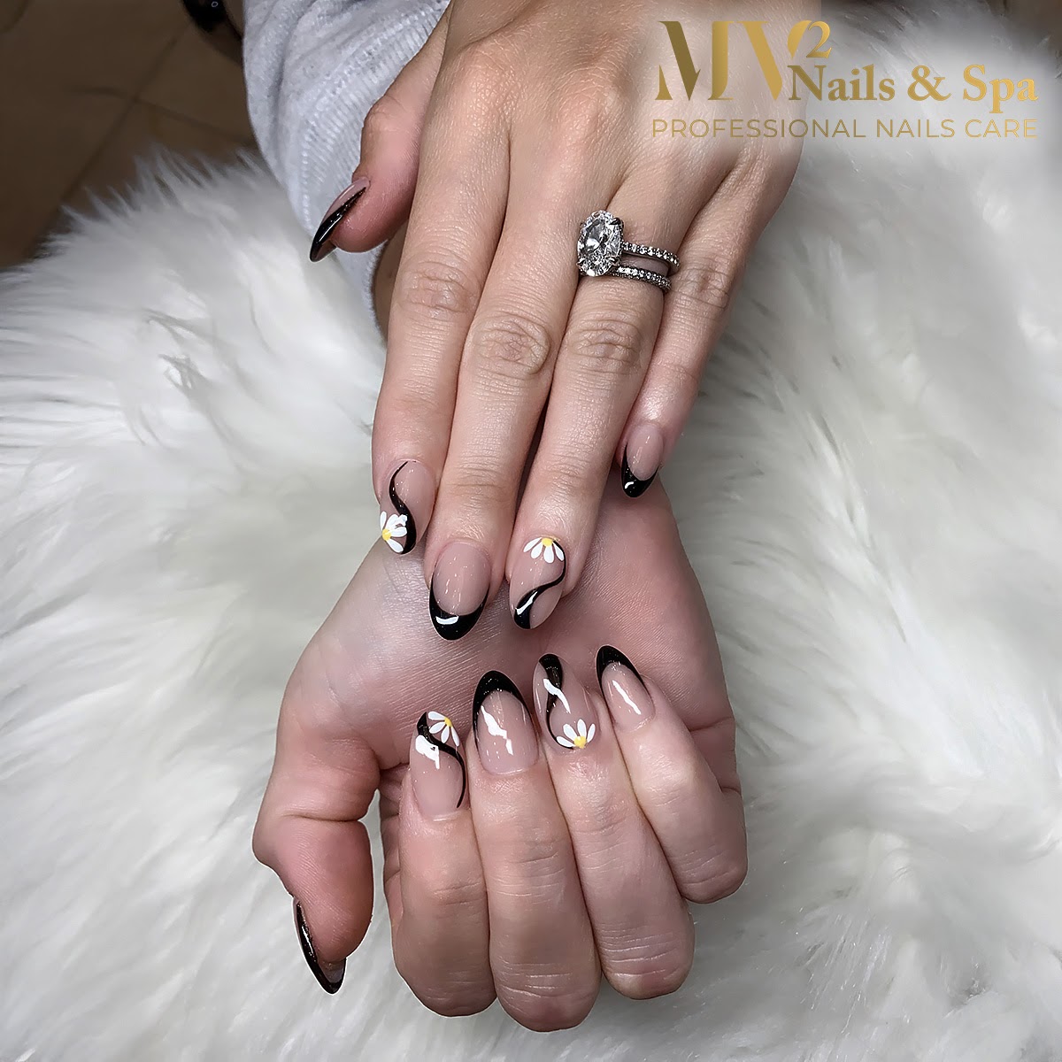 MV 2 Nails & Spa nail photo 6