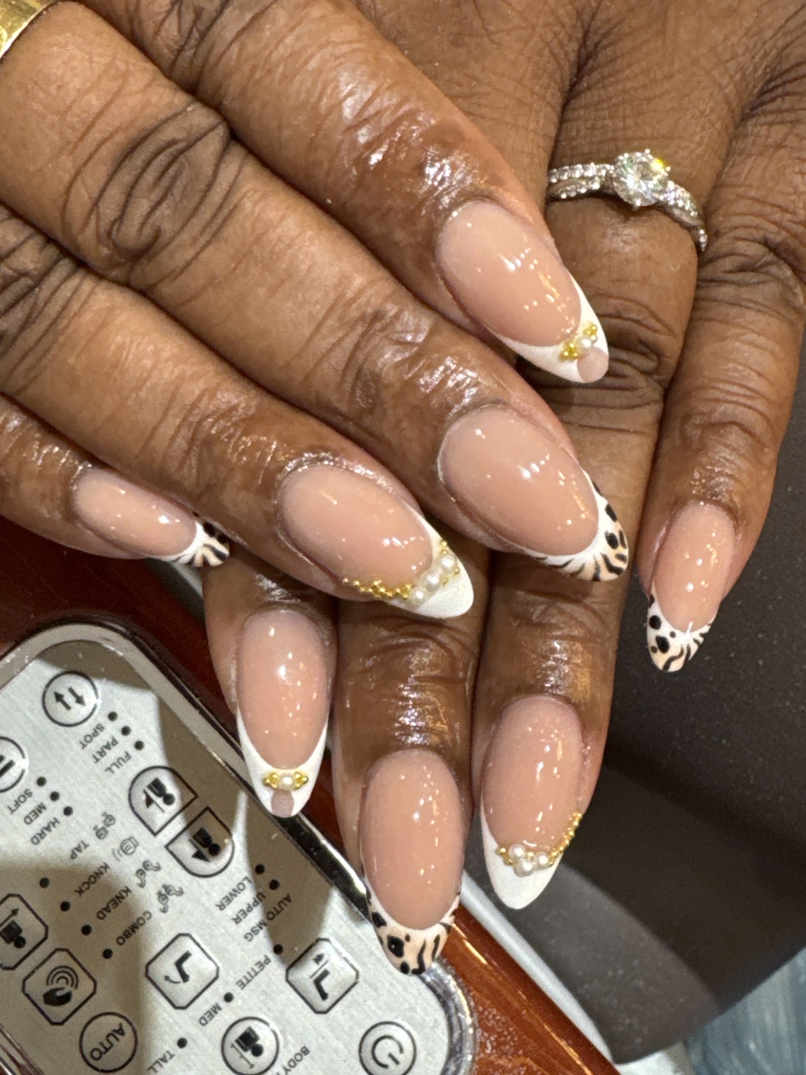 MV 2 Nails & Spa nail photo 8